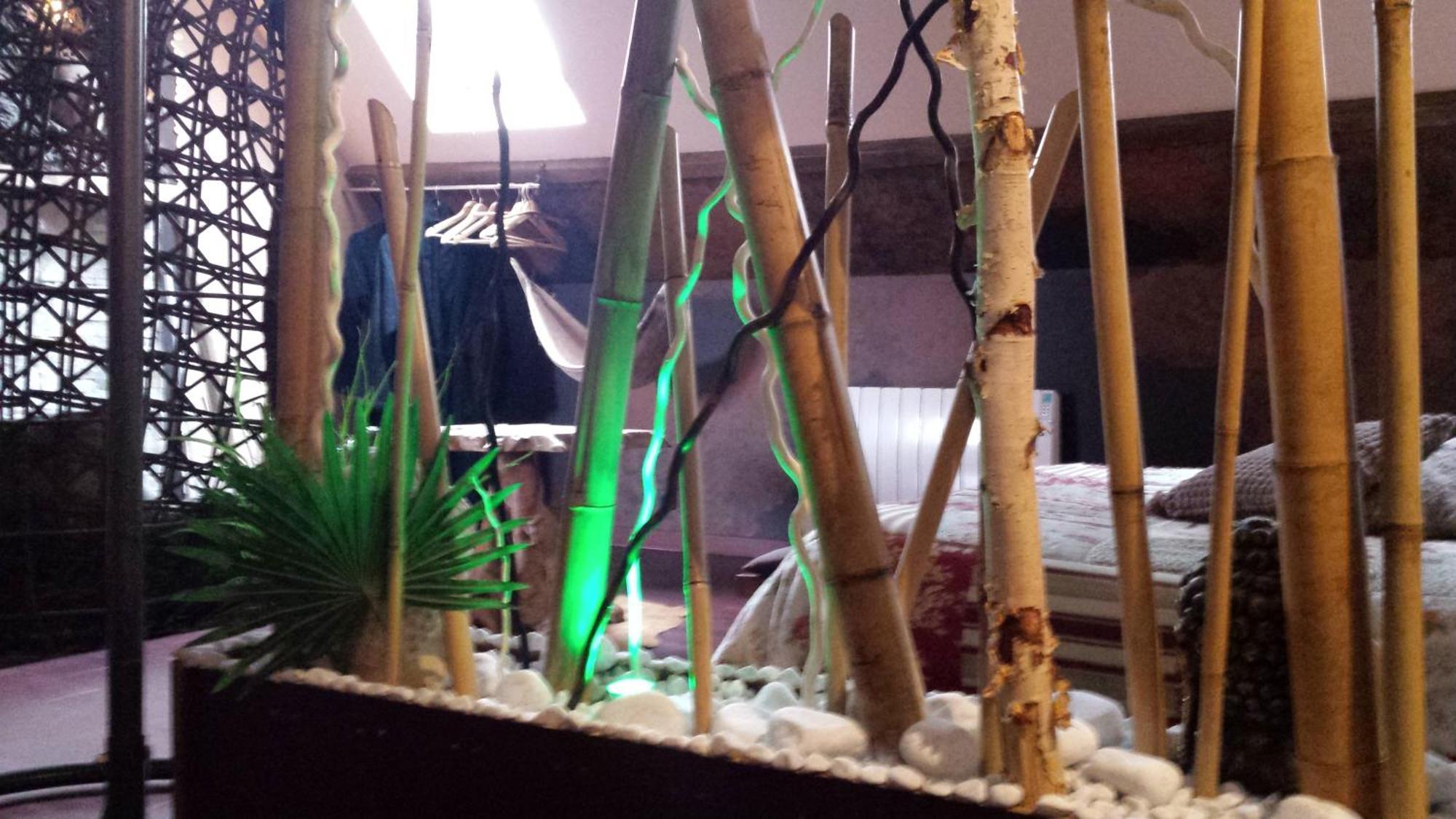 Chambres D'Hotes Secret D'Une Nuit: Vicq Guesthouse with Pool Room photo