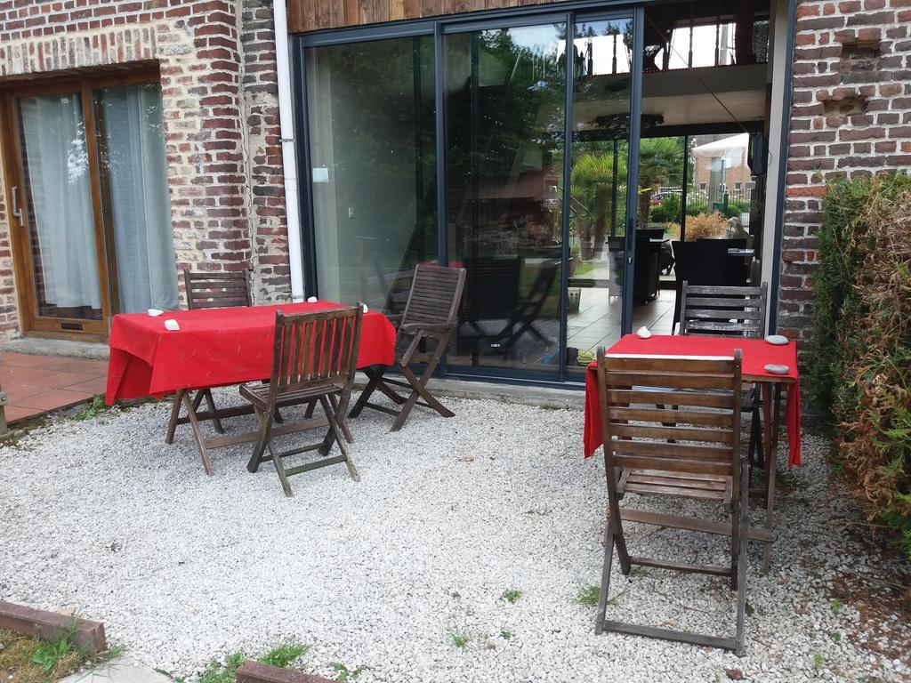 Chambres D'Hotes Secret D'Une Nuit: Vicq Guesthouse with Pool Exterior photo